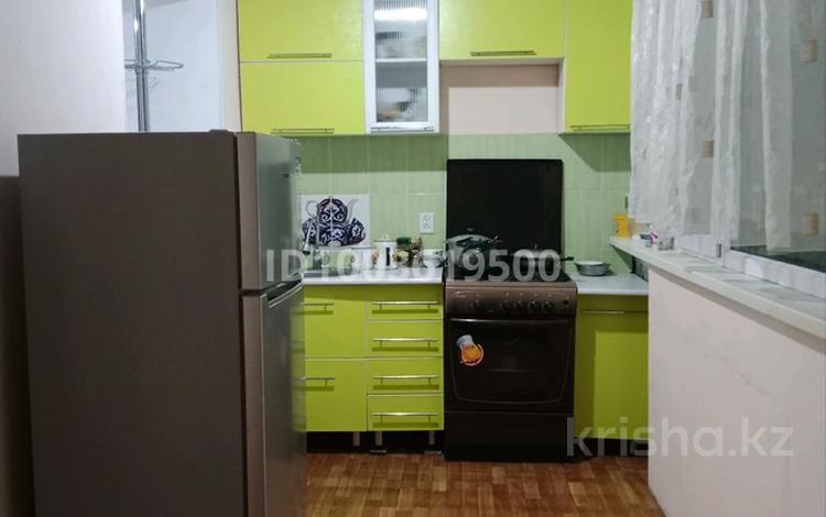 3-комнатная квартира · 49 м² · 4/5 этаж, ул. Бауыржан Момышулы 52 за 25 млн 〒 в Таразе — фото 2