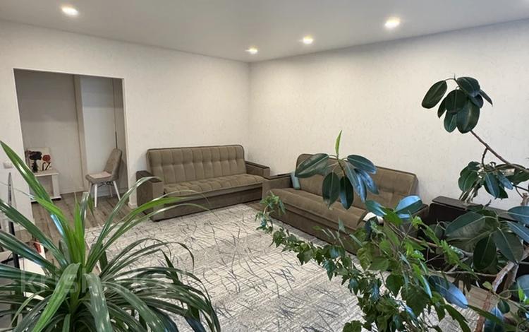 2-бөлмелі пәтер · 68.4 м² · 3/12 қабат, Каримова — Абая-Тургут Озала, бағасы: 82 млн ₸ в Алматы, Алмалинский р-н — фото 26