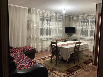 3-комнатная квартира, 65 м², 4/4 этаж помесячно, Айбергенова 4 за 180 000 〒 в Шымкенте, Аль-Фарабийский р-н