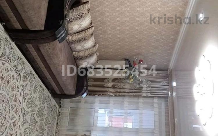 3-комнатная квартира, 80 м², 5/5 этаж, 6мик — Чимкентский за 18 млн 〒 в Балхаше — фото 2