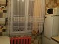 1-комнатная квартира, 35 м², 2/4 этаж посуточно, Тауельсыздык за 7 000 〒 в Талдыкоргане — фото 3