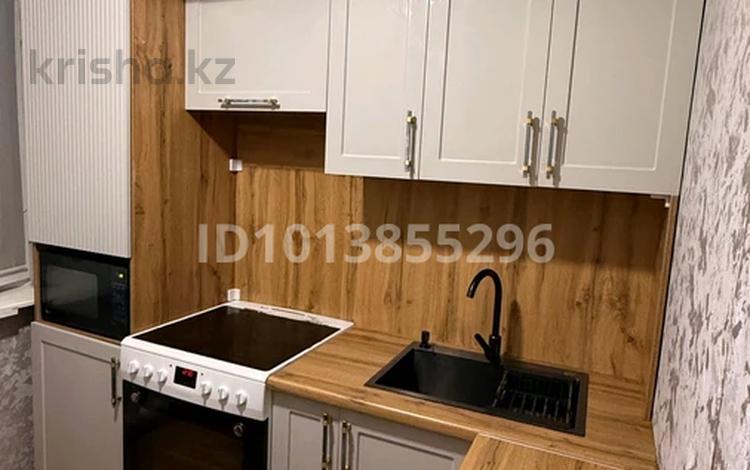 3-бөлмелі пәтер · 63 м² · 3/5 қабат, Ердена 141, бағасы: 13 млн ₸ в Сатпаев — фото 2