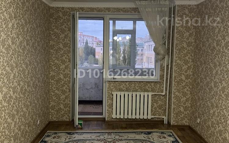 2-бөлмелі пәтер · 72 м² · 3/9 қабат, 12 ш/а. 52, бағасы: 170 000 ₸ в Актобе, мкр 12 — фото 2