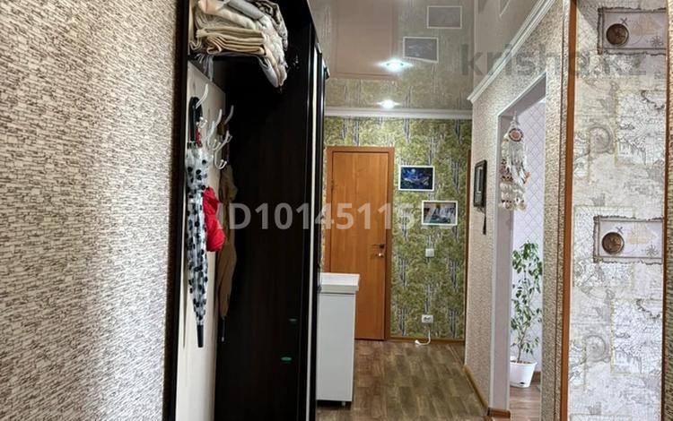 3-комнатная квартира · 65 м² · 8/9 этаж, Кизатова за 26 млн ₸ в Петропавловске — фото 2