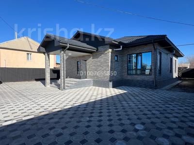 Отдельный дом · 4 комнаты · 170 м² · 6 сот., Өзтүрүк 91 за 51.5 млн 〒 в Талдыкоргане