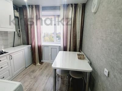 1-комнатная квартира, 35 м², 4/5 этаж посуточно, Муканова 91 — Парковая за 10 000 〒 в Петропавловске