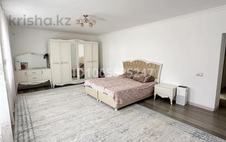 Жеке үй · 4 бөлме · 224 м² · 220 жүзд., Береке ш/а., 11 улица 17, бағасы: 20 млн ₸ в Атырау, мкр Береке — фото 11