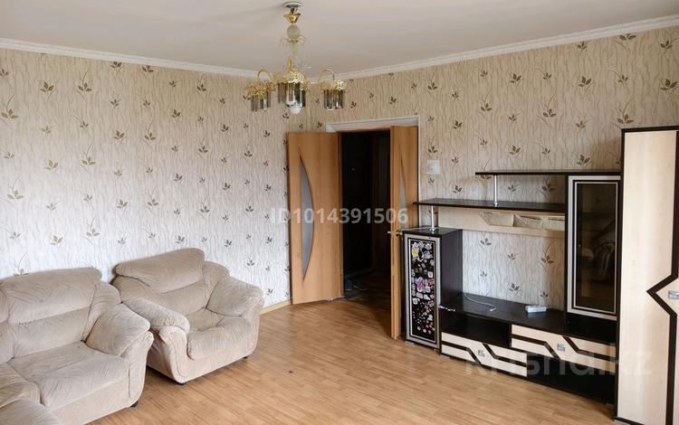 2-бөлмелі пәтер · 53 м² · 5/9 қабат, Степной 1 ш/а., Мкр Юго-Восток, мкр Степной 1 4/36, бағасы: 22.5 млн ₸ в Караганде, Казыбек би р-н — фото 2