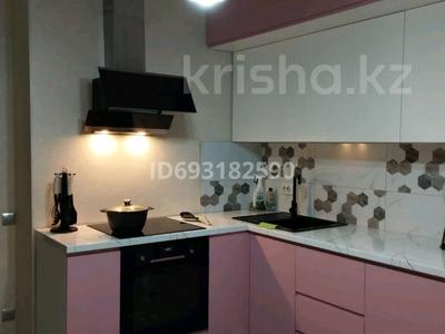 2-бөлмелі пәтер, 60 м², 4/12 қабат, мкр Акбулак, 1-я улица 51, бағасы: 37.7 млн 〒 в Алматы, Алатауский р-н