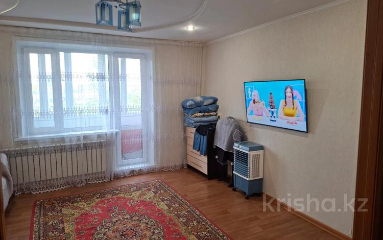 2-комнатная квартира · 54.8 м² · 6/9 этаж, мкр Юго-Восток, мкр Степной 1 за 22.5 млн ₸ в Караганде, Казыбек би р-н — фото 6
