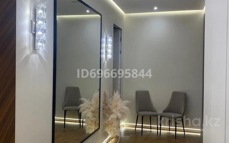 4-комнатная квартира · 107.7 м² · 6/16 этаж, Сарайшык 8 — Кунаева за 130 млн ₸ в Астане, Есильский р-н — фото 2