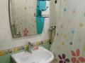 2-комнатная квартира · 58.3 м² · 1/5 этаж, 12-й микрорайон, 12-й микрорайон, улица Ш.Уалиханова 217г — Между школами 43 и 40 за 23 млн 〒 в Шымкенте, Енбекшинский р-н — фото 9