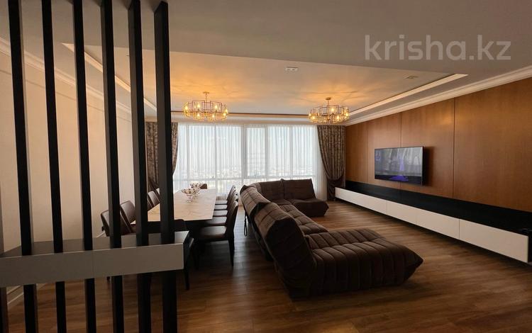 4-комнатная квартира · 165 м² · 24/32 этаж, проспект Аль-Фараби 9, Блок 5г — Панфилова за 1.6 млн ₸ в Алматы, Бостандыкский р-н — фото 2