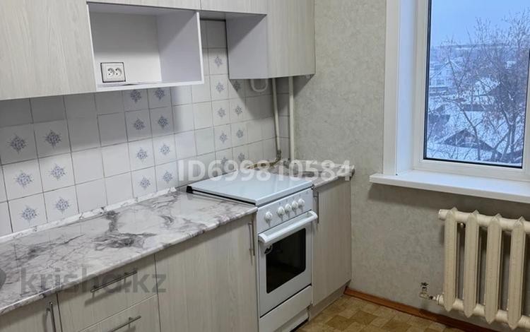 2-бөлмелі пәтер · 52 м², Проезд Джамбула 1а, бағасы: 150 000 ₸ в Петропавловске — фото 2
