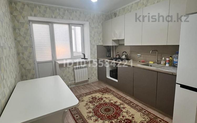 1-бөлмелі пәтер · 43 м² · 3/9 қабат, Алтын орда ш/а. 4д, бағасы: 20 млн ₸ в Актобе, мкр. Алтын орда — фото 2