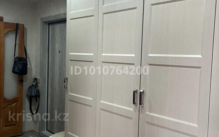 2-комнатная квартира · 50 м² · 6/9 этаж, мкр Кунаева 12 за 19 млн ₸ в Уральске — фото 2