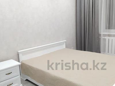 2-комнатная квартира · 55 м² · 3/5 этаж, Хусаинова 55 — Хусаинова - Назарбаева за 15 000 ₸ в Уральске