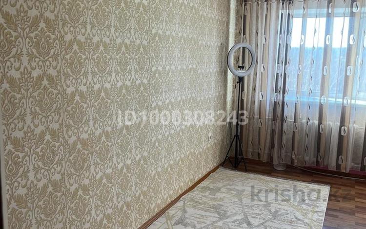 2-бөлмелі пәтер · 44 м² · 3/3 қабат, Бирюзова 1, бағасы: 8.5 млн ₸ в Шахтинске — фото 2