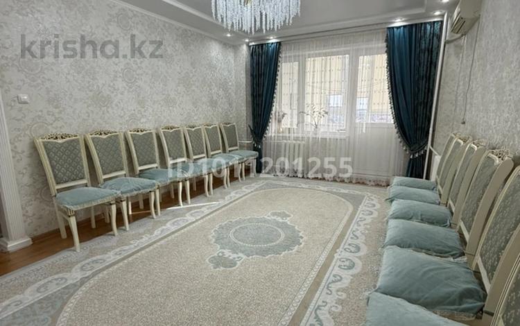 3-комнатная квартира · 86 м² · 8/10 этаж, мкр Жана Орда 7 — Садик поликлиника за ~ 28 млн ₸ в Уральске — фото 2