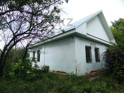Отдельный дом • 3 комнаты • 70 м² • 7.5 сот., Ултанбаева за 7.8 млн 〒 в Таразе
