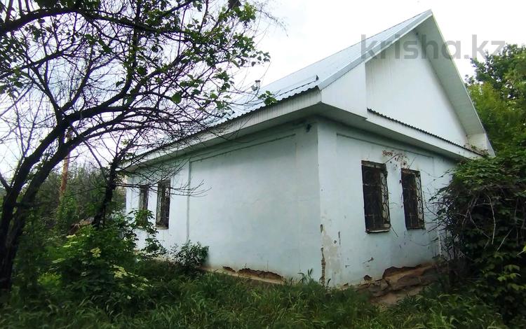 Отдельный дом • 3 комнаты • 70 м² • 7.5 сот., Ултанбаева за 7.8 млн 〒 в Таразе — фото 29