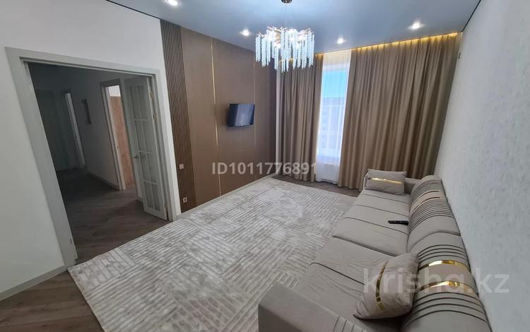 2-комнатная квартира · 60 м² · 9 этаж, Шамши Калдаяков 60Б, 60А за 250 000 ₸ в Астане, Сарайшык р-н — фото 2