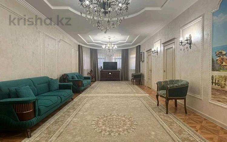 Отдельный дом · 10 комнат · 396 м² · 8 сот., Қазыбек би 9 — Жайна, Мешіт, ТЦ Гульжан за 132 млн ₸ в  — фото 2