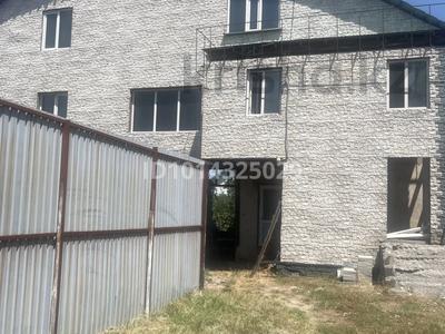 Отдельный дом · 9 комнат · 425 м² · 5.5 сот., мкр Калкаман-2, Мкр Калкаман-2 Лапина за 60 млн ₸ в Алматы, Наурызбайский р-н