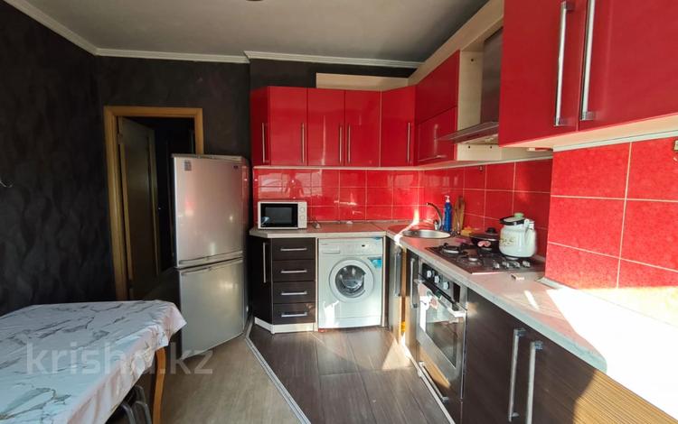2-комнатная квартира · 55 м², мкр Аксай-1А 29 за 250 000 ₸ в Алматы, Ауэзовский р-н — фото 7