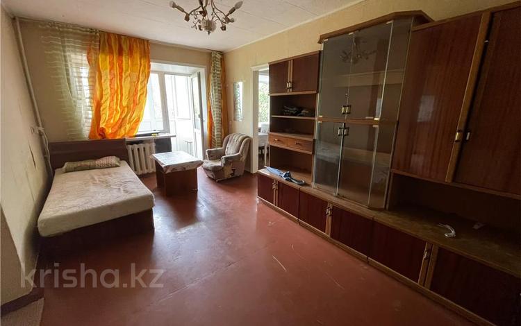 2-комнатная квартира · 45 м² · 3/5 этаж, мкр Новый Город, Лободы за 14.7 млн ₸ в Караганде, Казыбек би р-н — фото 2