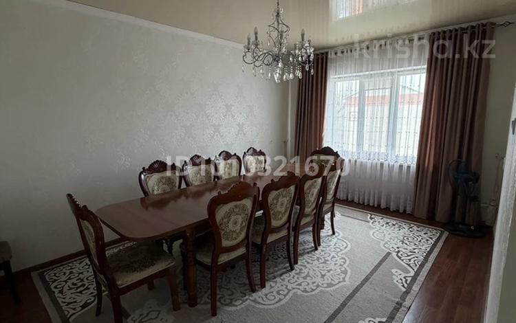 4-бөлмелі пәтер · 77 м² · 5/5 қабат, Алатау ш/а. 39, бағасы: 150 000 ₸ в Таразе, мкр Алатау — фото 2