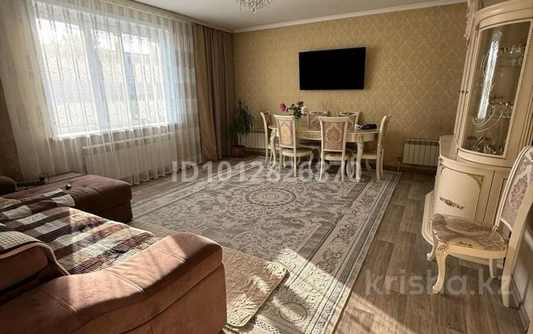 Отдельный дом · 4 комнаты · 82 м² · 2.3 сот., Роза Люксембург 20а — Роза люксембург20а ул.октебрята за 53 млн ₸ в Павлодаре — фото 2