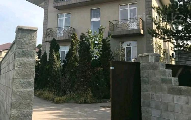 Жеке үй · 6 бөлме · 750 м², мкр Коктобе, Кыз Жибек, бағасы: 2.3 млн 〒 в Алматы, Медеуский р-н — фото 2