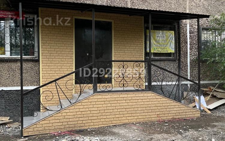 Дүкендер мен бутиктер · 75 м², бағасы: 35 млн ₸ в Сатпаев — фото 12