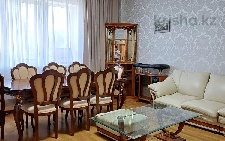 3-бөлмелі пәтер · 113.5 м² · 4/9 қабат, Жамбыла 211, бағасы: 500 000 ₸ в Алматы, Алмалинский р-н — фото 2