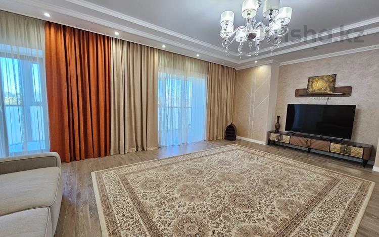 5-бөлмелі пәтер · 220.3 м² · 2/6 қабат, Гоголя 112, бағасы: 250 млн ₸ в Костанае — фото 6