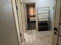 3-комнатная квартира · 63 м² · 2/5 этаж, Майкудук, 15й микрорайон 20 — Школа 61 за 130 000 ₸ в Караганде, Алихана Бокейханова р-н — фото 3