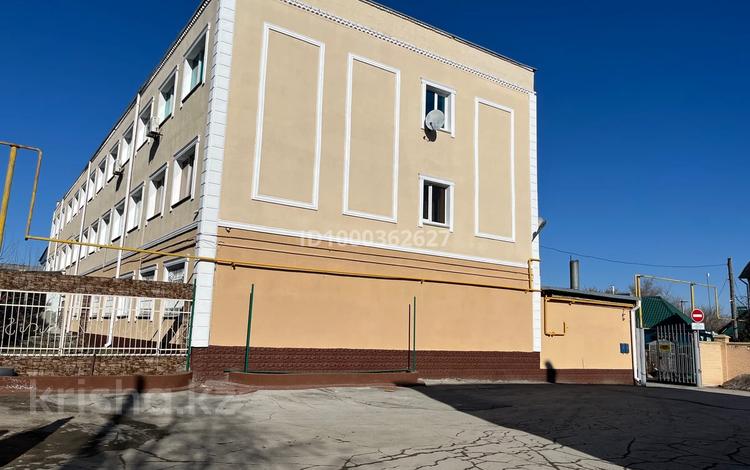 4-бөлмелі пәтер · 138 м² · 2/3 қабат, Абая 316, бағасы: 42 млн ₸ в Костанае — фото 2