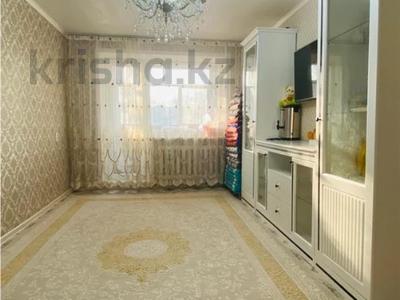 3-бөлмелі пәтер · 67 м² · 2/5 қабат, 14-шағынаудан, бағасы: 13.5 млн ₸ в Караганде, Алихана Бокейханова р-н