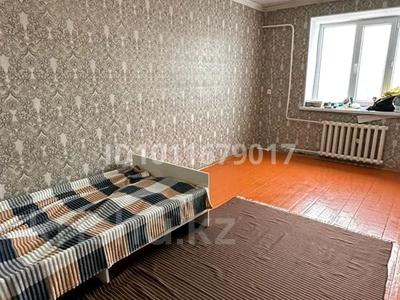 2-бөлмелі пәтер · 43 м² · 5/5 қабат, Сағындыкова 38 — возле жд вокзал, бағасы: 9 млн ₸ в Таразе