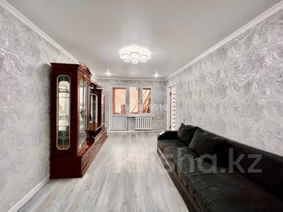 2-комнатная квартира, 44 м², 3/5 этаж помесячно, мкр Орбита-4 33 за 300 000 〒 в Алматы, Бостандыкский р-н