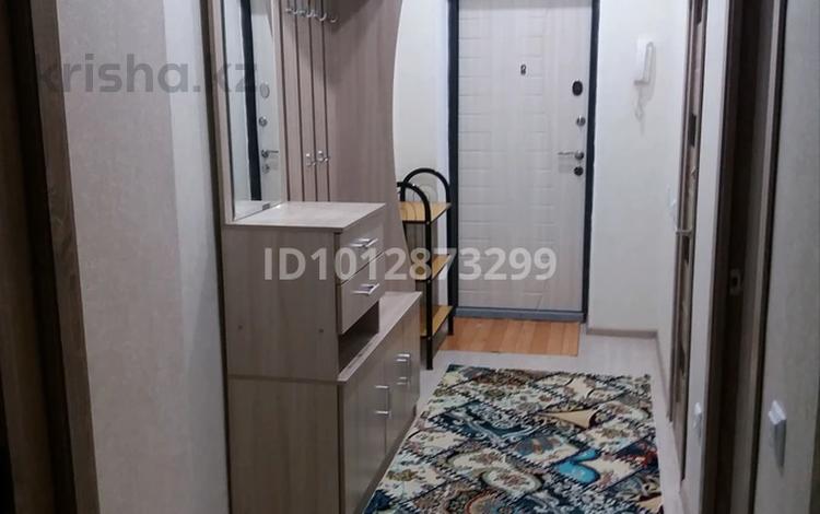 2-бөлмелі пәтер · 78 м² · 4/6 қабат, мкр Атырау, Сатпаева 50б, бағасы: 250 000 ₸ — фото 2