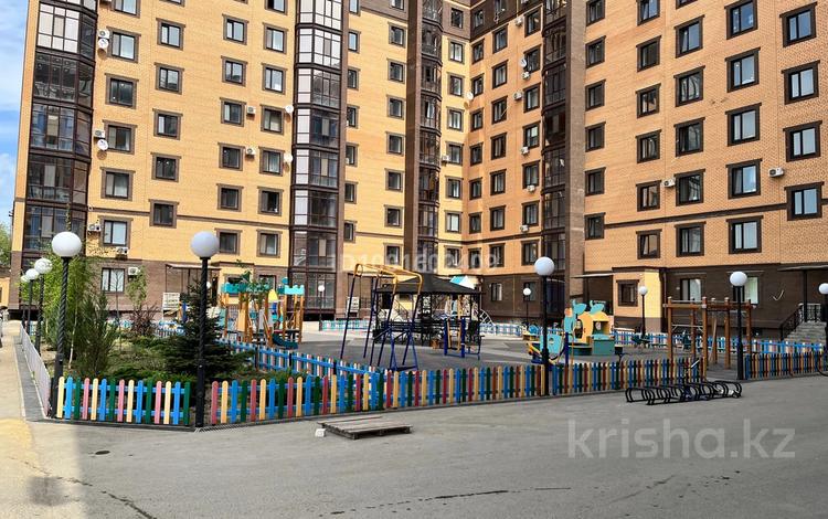 2-комнатная квартира · 80 м² · 1/9 этаж, Вокзальная 4/1 за 20 000 ₸ в Уральске — фото 2