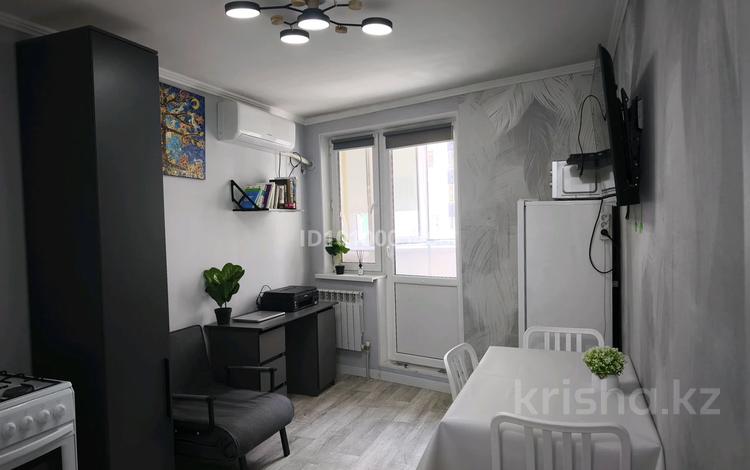 1-комнатная квартира · 34.6 м² · 2/9 этаж, Райымбек батыра 276 за 23.8 млн 〒 в  — фото 2