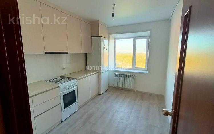 1-комнатная квартира · 37 м² · 5/5 этаж, Мкрн Кунай 83 квартал 4 дом за 100 000 ₸ в Костанае — фото 2