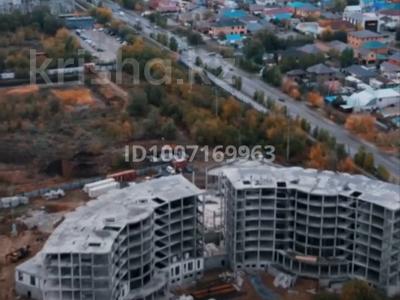 5-комнатная квартира · 192 м² · 3/8 этаж, Сеитова 8 — Парк Первого Президента за 76.8 млн 〒 в Актобе
