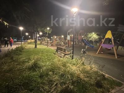 2-бөлмелі пәтер · 60 м² · 3/5 қабат, ЖИБЕК ЖОЛЫ — КАБИСКО -МУРАТ ДАНТИСТ, бағасы: 22 млн ₸ в Шымкенте