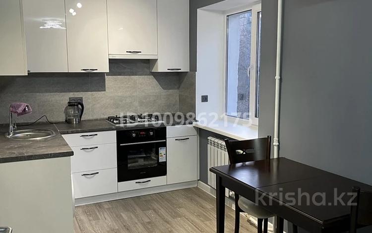 2-бөлмелі пәтер · 40 м² · 4/4 қабат, Байтурсынова 63 — Карасай Батыра, бағасы: 39 млн ₸ в Алматы, Алмалинский р-н — фото 3