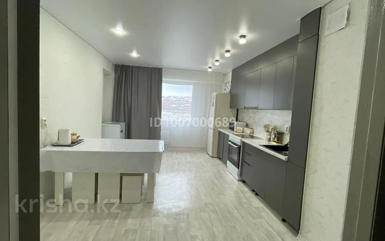 2-бөлмелі пәтер · 76.5 м² · 4/9 қабат, Есенберлина 6/2 — Аль-Фараби, бағасы: 32.5 млн ₸ в Усть-Каменогорске, Ульбинский — фото 2