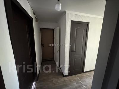 3-бөлмелі пәтер · 52 м² · 1/2 қабат, Станционная 76, бағасы: 5.2 млн ₸ в Шахтинске